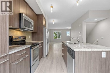56, 300 MARINA Drive Chestermere Alberta photo 17