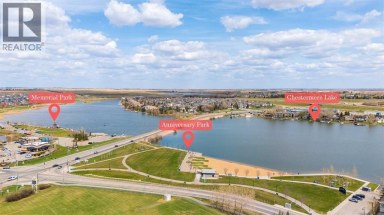 56, 300 MARINA Drive Chestermere Alberta photo 43