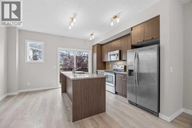 56, 300 MARINA Drive Chestermere Alberta photo 8