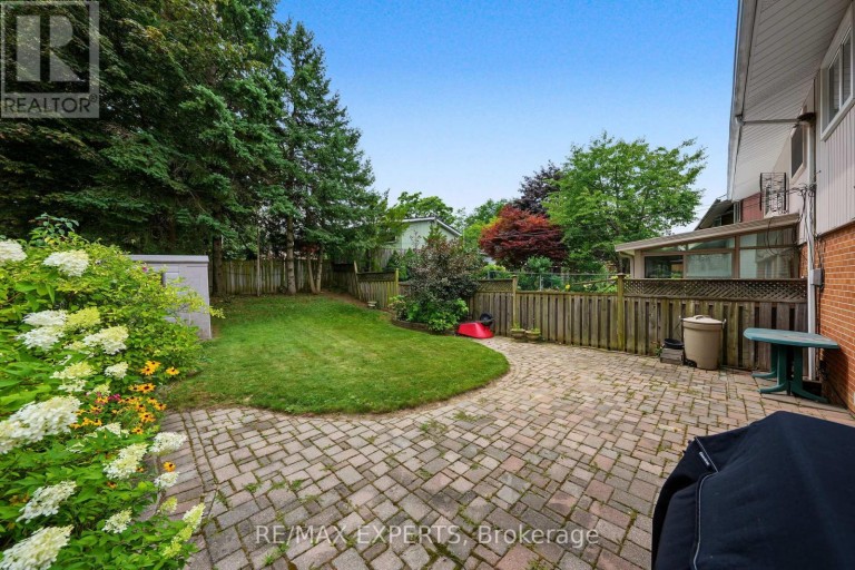 71 DOGWOOD CRESCENT, Toronto (Bendale), Ontario, M1P3N5