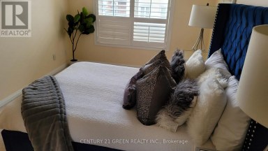 409 - 10 MENDELSSOHN STREET Toronto (Clairlea-Birchmount) Ontario photo 17