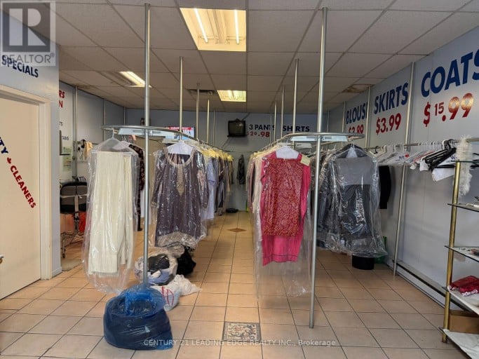 346 MAIN STREET N, Markham (Old Markham Village), Ontario, L3P1Z1