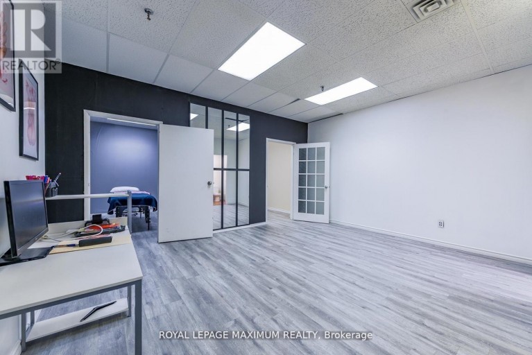 C10 - 4220 STEELES AVENUE W, Vaughan (Steeles West Industrial), Ontario, L4L3S8