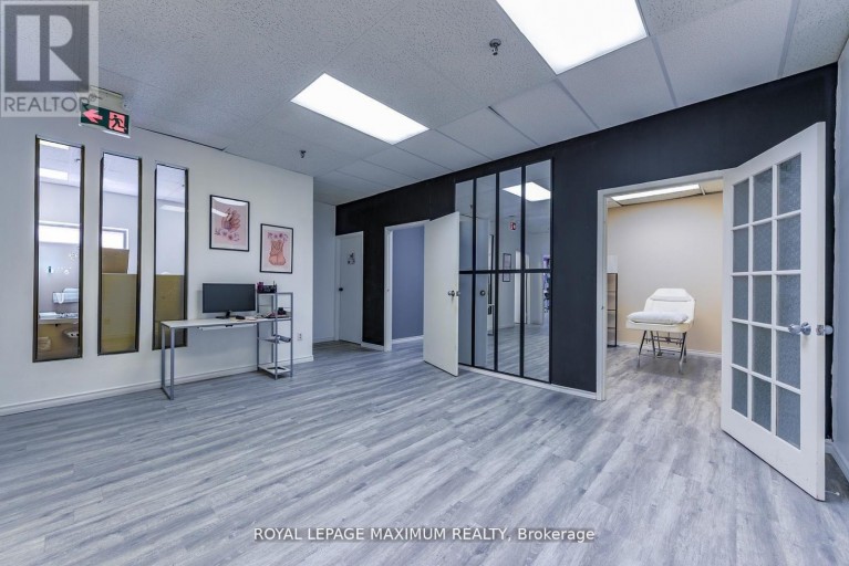 C10 - 4220 STEELES AVENUE W, Vaughan (Steeles West Industrial), Ontario, L4L3S8