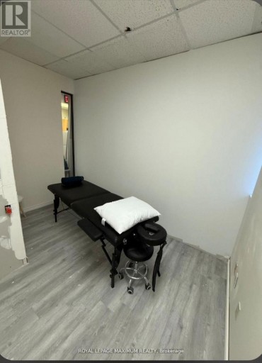 C10 - 4220 STEELES AVENUE W, Vaughan (Steeles West Industrial), Ontario, L4L3S8
