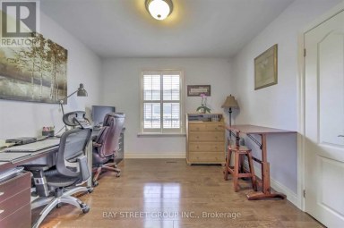 33 HEATHVIEW AVENUE Toronto (Bayview Village) Ontario photo 13