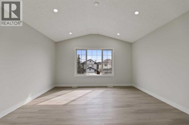 81 Saddlecrest Green NE Calgary Alberta photo 17