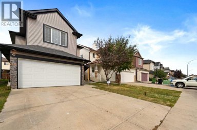 81 Saddlecrest Green NE Calgary Alberta photo 2