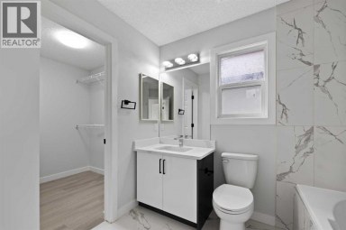 81 Saddlecrest Green NE Calgary Alberta photo 21