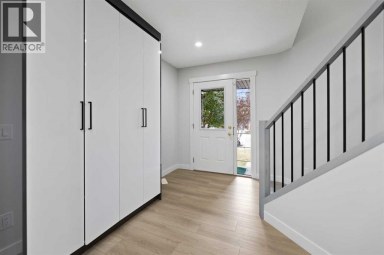81 Saddlecrest Green NE Calgary Alberta photo 3