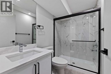 81 Saddlecrest Green NE Calgary Alberta photo 32