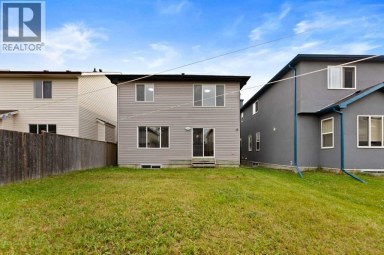 81 Saddlecrest Green NE Calgary Alberta photo 36
