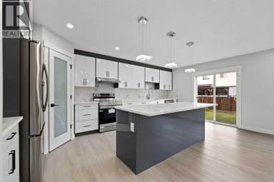 81 Saddlecrest Green NE Calgary Alberta photo 8
