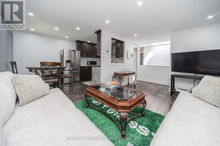 3 HAPSBURG SQUARE, Brampton (Central Park), Ontario, L6S1Y7