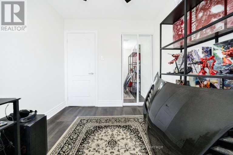 3 HAPSBURG SQUARE, Brampton (Central Park), Ontario, L6S1Y7