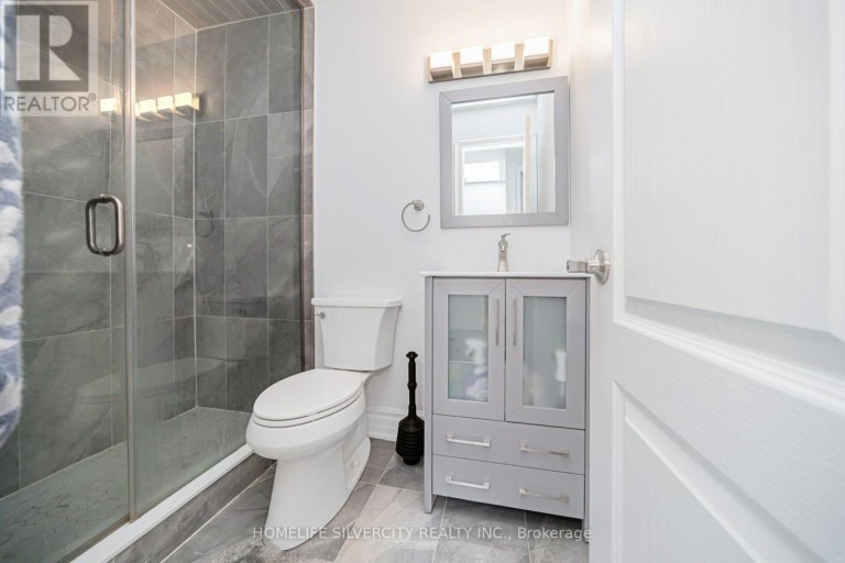 3 HAPSBURG SQUARE, Brampton (Central Park), Ontario, L6S1Y7