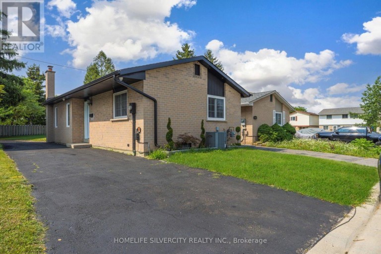 3 HAPSBURG SQUARE, Brampton (Central Park), Ontario, L6S1Y7