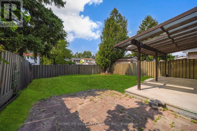 3 HAPSBURG SQUARE, Brampton (Central Park), Ontario, L6S1Y7