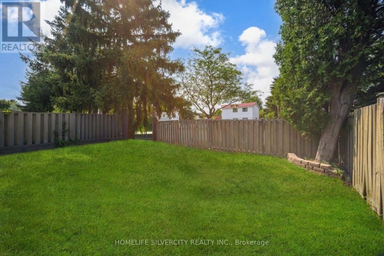 3 HAPSBURG SQUARE, Brampton (Central Park), Ontario, L6S1Y7
