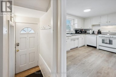 2 - 29 HOOPER STREET W Guelph (St. Patrick's Ward) Ontario photo 2