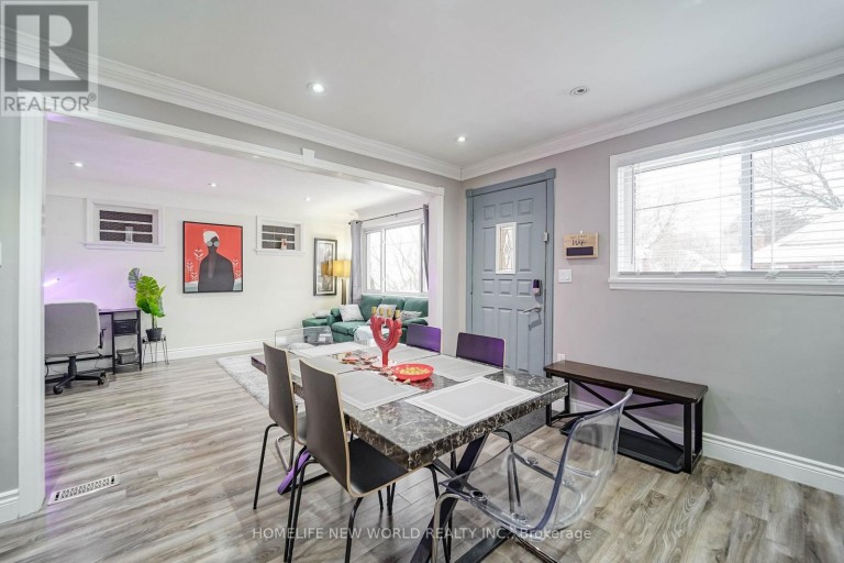 137 BANTING AVENUE, Oshawa (Central), Ontario, L1H2M5