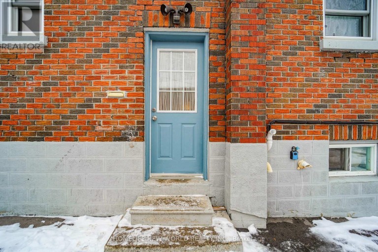 137 BANTING AVENUE, Oshawa (Central), Ontario, L1H2M5