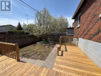 137 BANTING AVENUE Oshawa (Central) Ontario photo 36