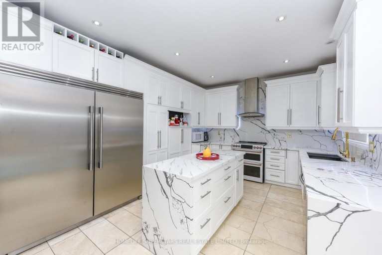 36 LUCKY LANE, Brampton (Sandringham-Wellington), Ontario, L6R3M3