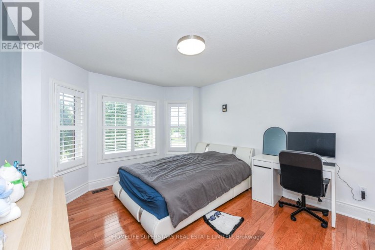 36 LUCKY LANE, Brampton (Sandringham-Wellington), Ontario, L6R3M3