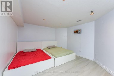 36 LUCKY LANE Brampton (Sandringham-Wellington) Ontario photo 30