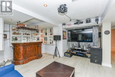36 LUCKY LANE Brampton (Sandringham-Wellington) Ontario photo 32