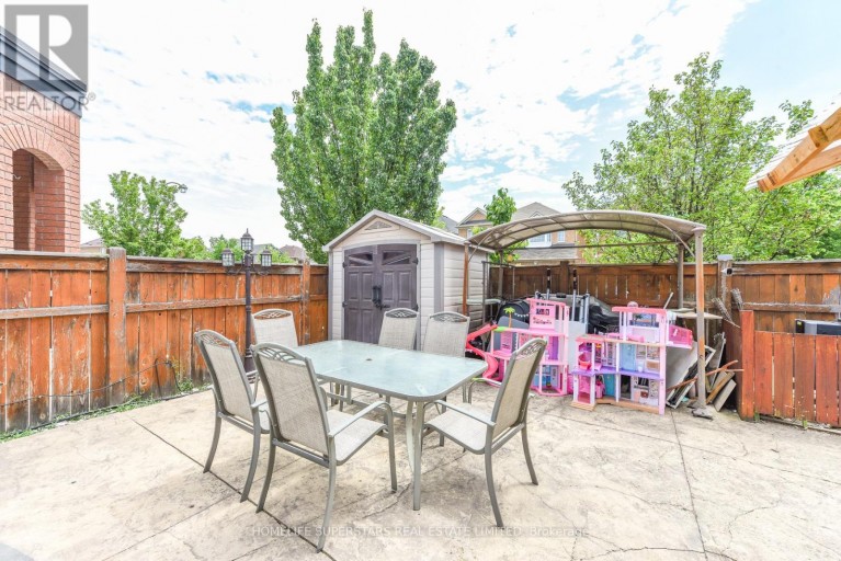 36 LUCKY LANE, Brampton (Sandringham-Wellington), Ontario, L6R3M3