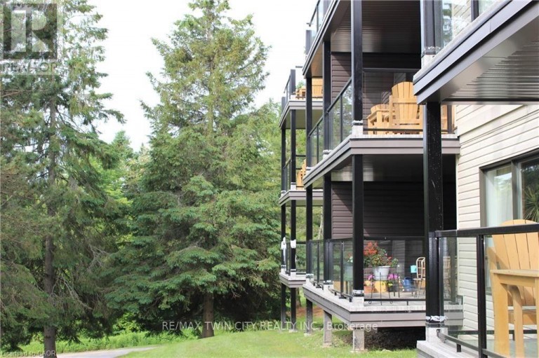 52-105 - 1235 DEERHURST DRIVE, Huntsville, Ontario, P1H1E8
