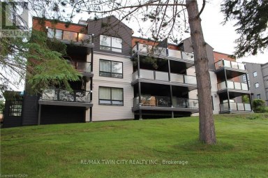 52-105 - 1235 DEERHURST DRIVE Huntsville Ontario photo 2