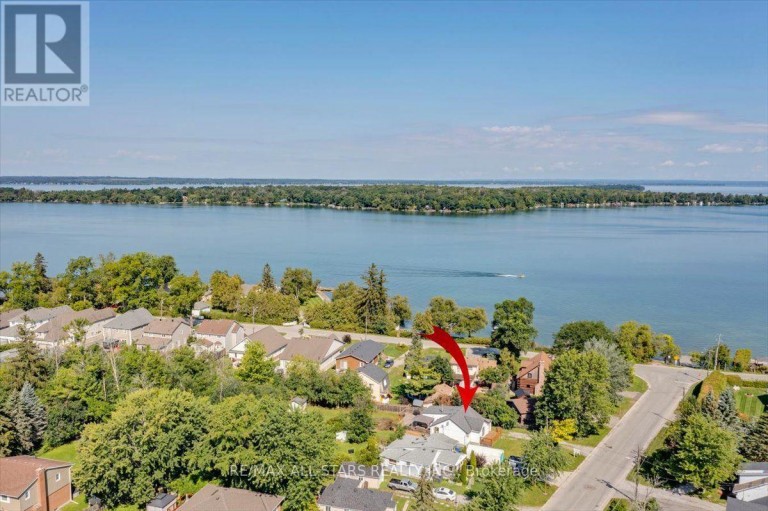27182 WOODBINE AVENUE, Georgina (Historic Lakeshore Communities), Ontario, L4P3E9