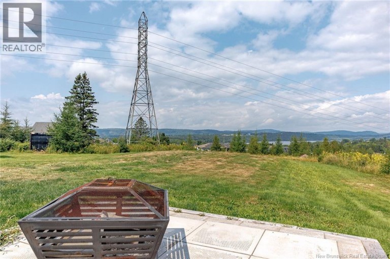 34 McMaster Avenue, Nauwigewauk, New Brunswick, E5N2B7