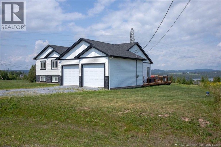 34 McMaster Avenue, Nauwigewauk, New Brunswick, E5N2B7