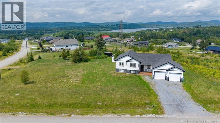 34 McMaster Avenue, Nauwigewauk, New Brunswick, E5N2B7