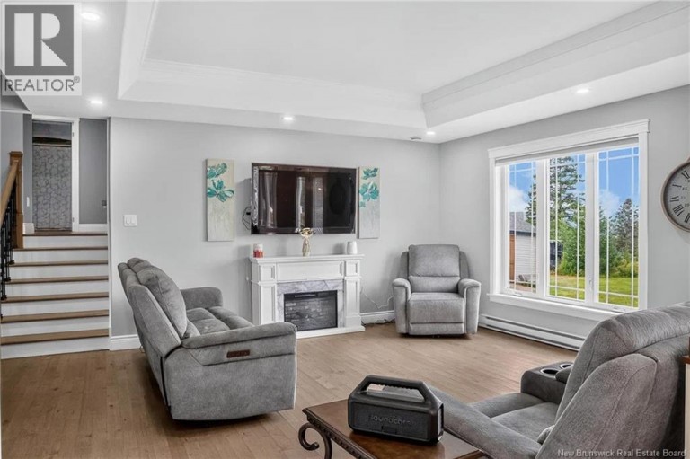 34 McMaster Avenue, Nauwigewauk, New Brunswick, E5N2B7