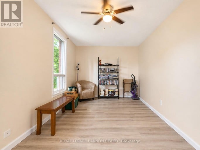 345 SYNDICATE AVENUE N, Thunder Bay (McKeller Park), Ontario, P7C3W4