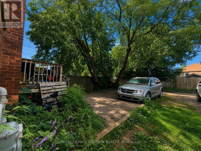 345 SYNDICATE AVENUE N, Thunder Bay (McKeller Park), Ontario, P7C3W4