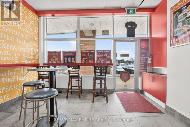 B4 - 117 CROSS AVENUE, Oakville (QE Queen Elizabeth), Ontario, L6J2W7