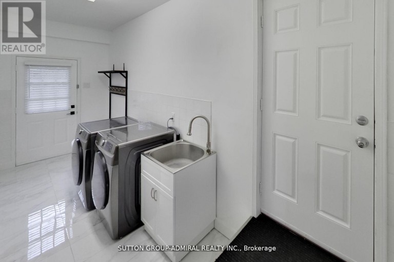 11 CLUB COURT, Wasaga Beach, Ontario, L9Z1J8