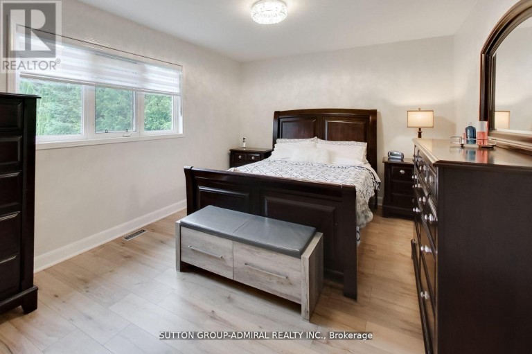 11 CLUB COURT, Wasaga Beach, Ontario, L9Z1J8