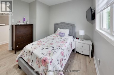 11 CLUB COURT Wasaga Beach Ontario photo 20