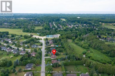 11 CLUB COURT Wasaga Beach Ontario photo 36