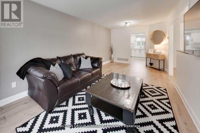 11 CLUB COURT, Wasaga Beach, Ontario, L9Z1J8