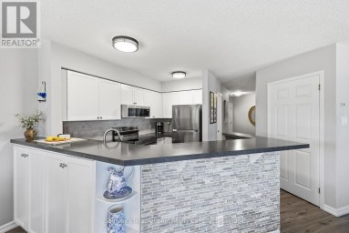 346 MARINERS WAY Collingwood Ontario photo 9