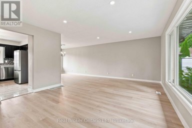 481 4TH 'A' STREET W Owen Sound Ontario photo 18