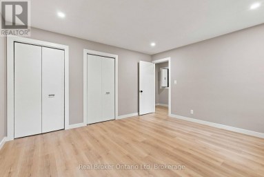481 4TH 'A' STREET W Owen Sound Ontario photo 24